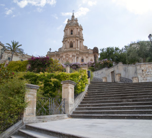 Scalinata, Duomo di San Giorgio